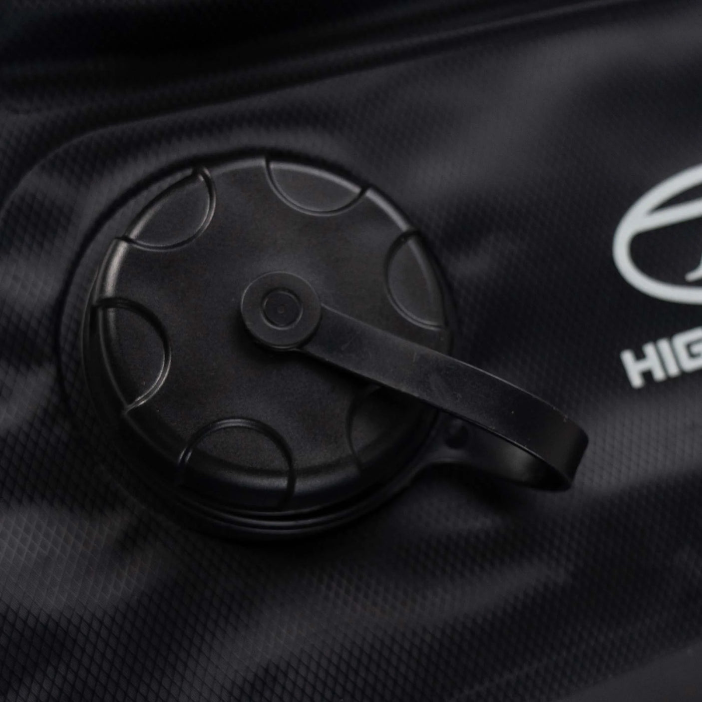 Highlander Wild Rinse Camping Solar Shower