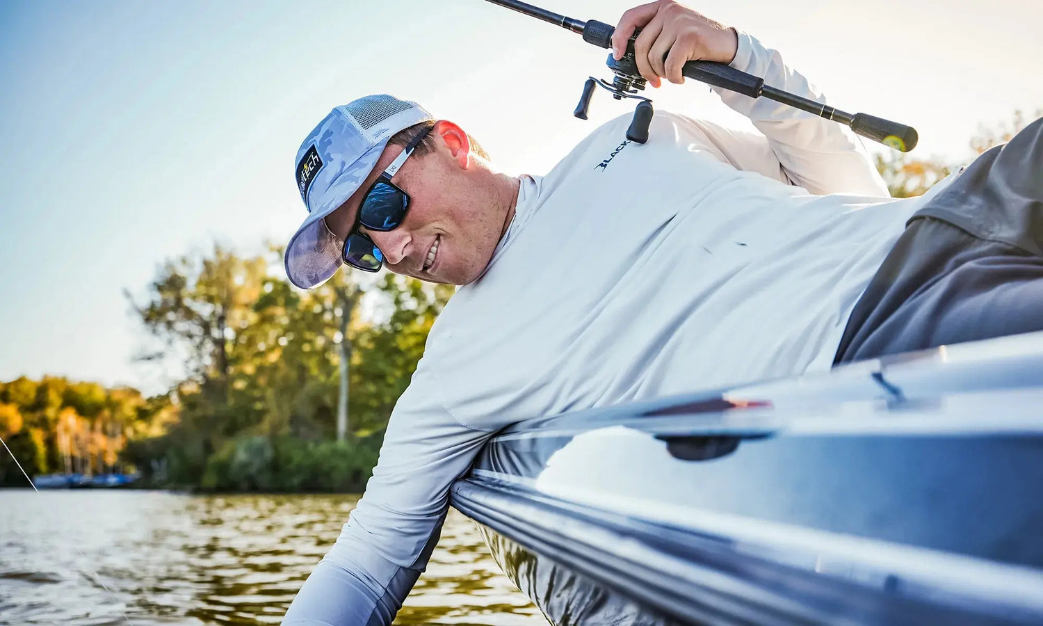 Wiley X WX Apex CAPTIVATE™ Polarized Blue Mirror Wiley X