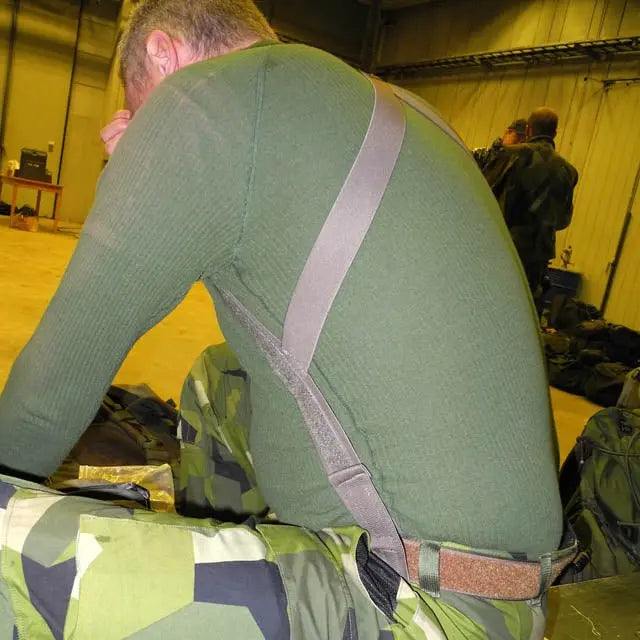 SNIGEL Hängslen -12 - Polisprylar.se