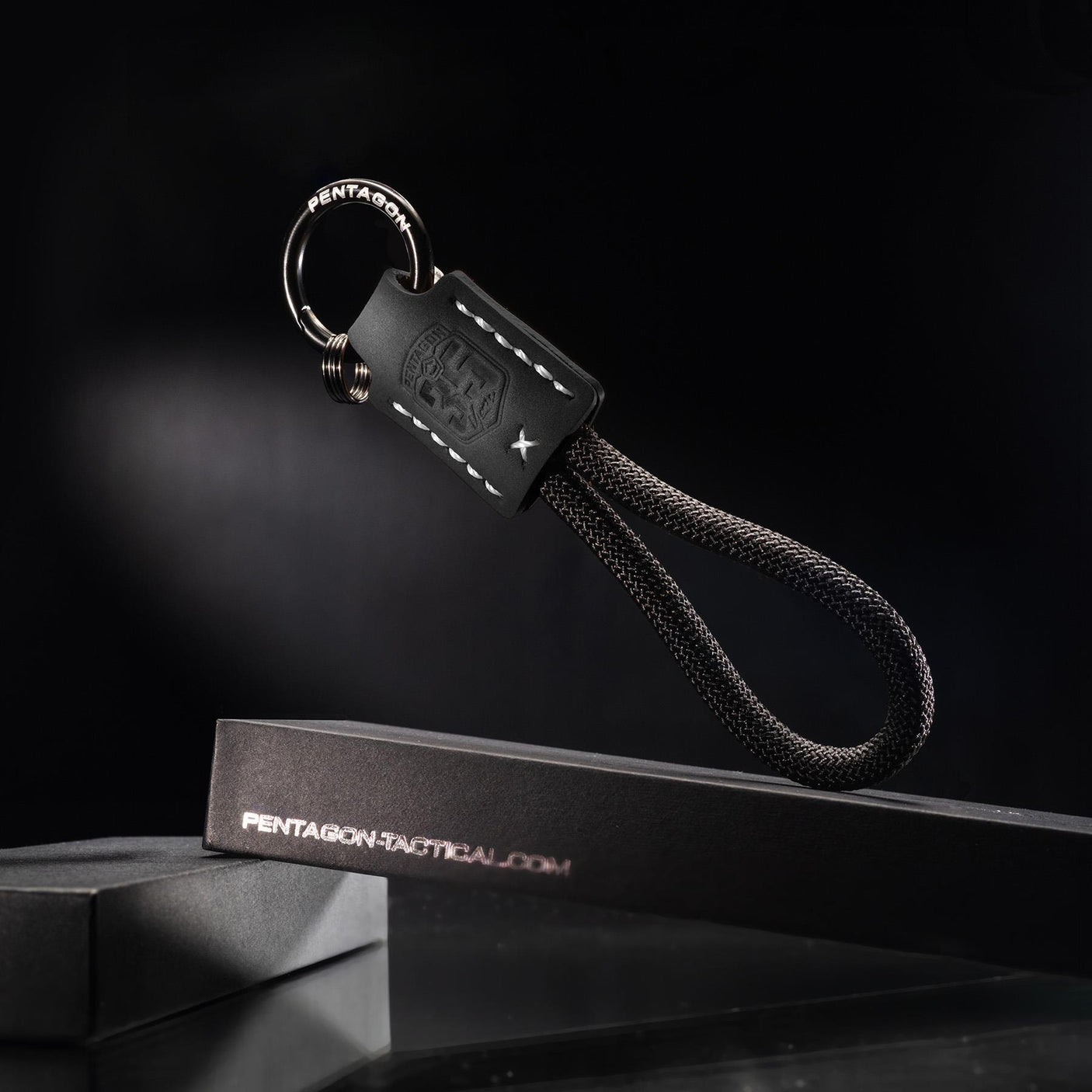 Pentagon Apiron EDC Keychain