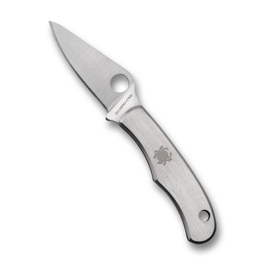 Spyderco Bug C133 bevisar att storleken inte avgör allt. Denna mikroskopiska fällkniv levererar äkta Spyderco-kvalitet i ett format som alltid kan följa med dig, oavsett om det är i fickan, på nyckelknippan eller i halsbandet.