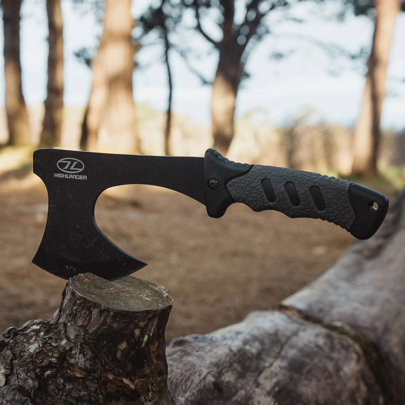 Highlander Forces Survival Axe