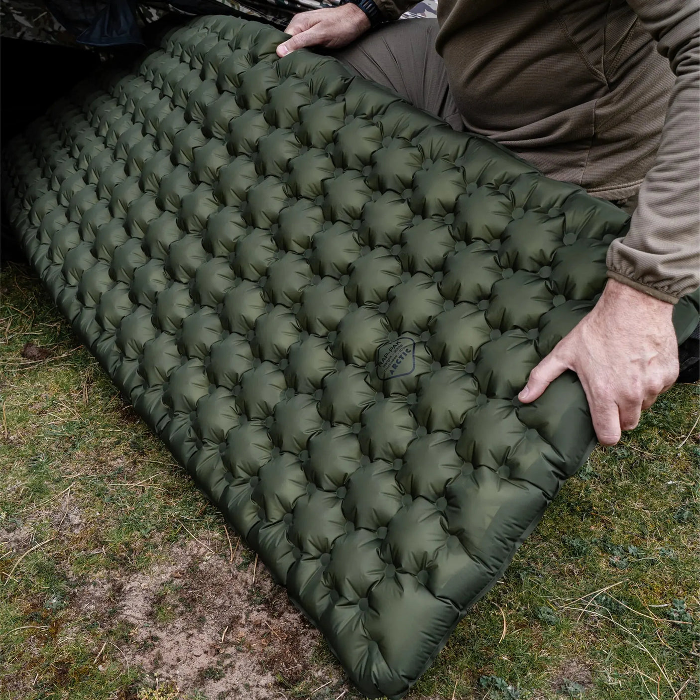 Highlander NAP-PAK Arctic R11 Inflatable Sleeping Mat Highlander Forces