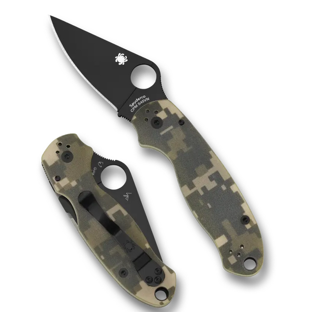 18,4 cm lång fällkniv med handtag av svart G-10. Para 3 är en mindre version av den populära bästsäljaren Para Military 2 och har samma bra egenskaper och samma stilrena layout men är lite kortare. Nu finns Para 3 även med handtag av G-10 camo digital och svart blad.&amp;nbsp;