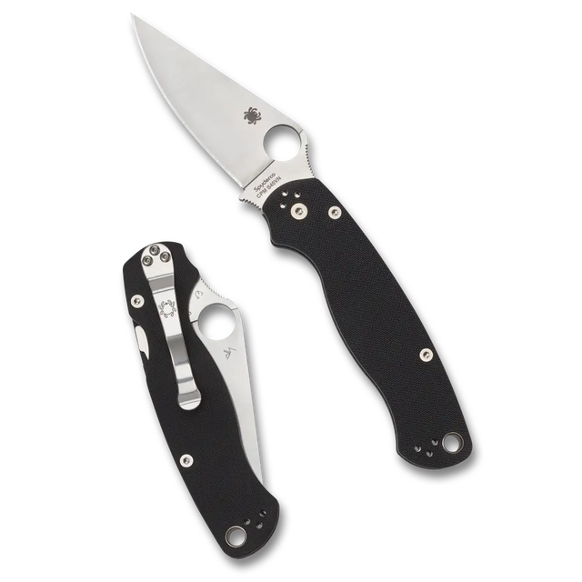 Spyderco Para Military 2 är en av världens mest erkända och eftertraktade fällknivar, känd för sin kompromisslösa kvalitet och pålitlighet. Denna modell har blivit en branschstandard tack vare sin genomtänkta ergonomi och robusta konstruktion, vilket gör den till ett självklart val för både professionella användare och krävande friluftsentusiaster.