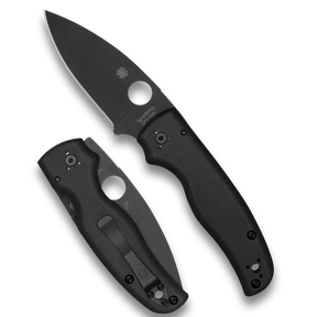 Spyderco Shaman är en kraftfull fällkniv som hämtar inspiration från den ikoniska Native-serien men i ett betydligt mer robust utförande.   Med sin imponerande styrka och förfinade ergonomi är detta en kniv byggd för att hantera de mest krävande uppgifterna utan att kompromissa med användarvänligheten. Finns även med Spyderedge, skriv en kommentar i kassan om du vill köpa en sådan.