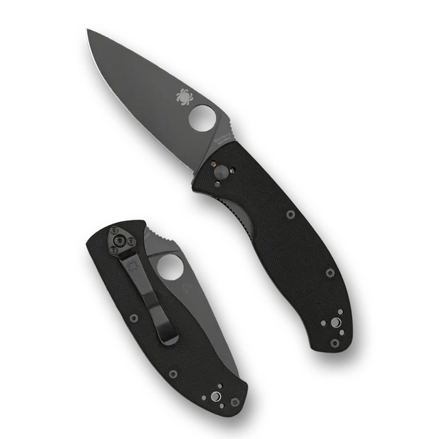 Spyderco Tenacious C122GBBKP är en medelstor fällkniv designad för tuff användning. Den har en totallängd på 197 mm, en bladlängd på 86 mm och en vikt på ca 117 gram. Bladet är flatslipat (Full Flat Grind) för optimala skäregenskaper och öppnas smidigt med en hand via det klassiska tumhålet. Konstruktionen förstärks av skeletoniserade stålliners inuti handtaget.