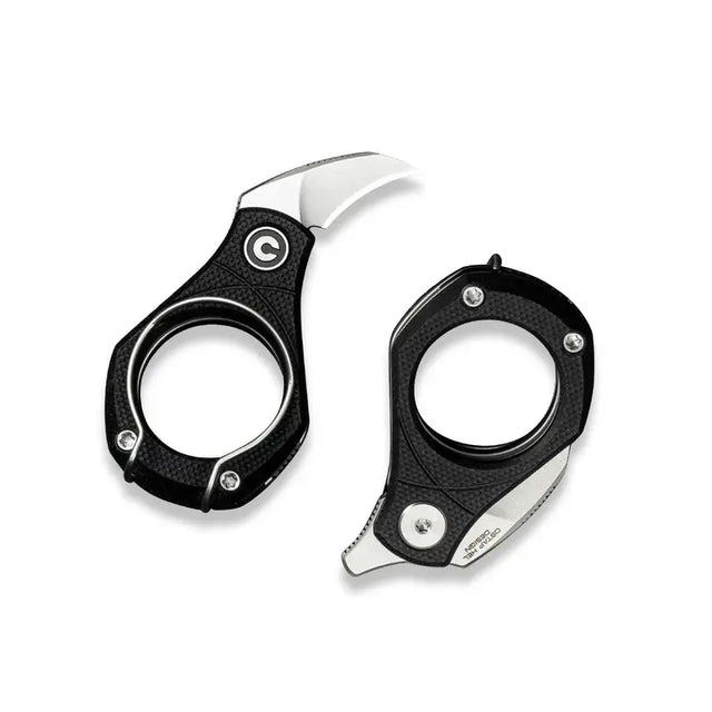 6,7 cm lång fällkniv med fidgetvänlig fällkniv med ett hawkbillformat knivblad av 14C28N med en hårdhet på HRC 58-60. Knivskaftet är tillverkat av svart G10 med grå liners och svart backspacer. Denna fällkniv är försedd med kullager vilket gör att den är mjuk, lätt, smidig och snabb att öppna.Clip: Tip up höger/vänster