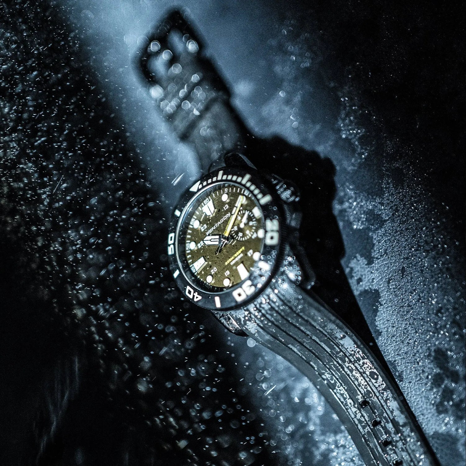 Pentagon Genesis Klocka - Polisprylar.se